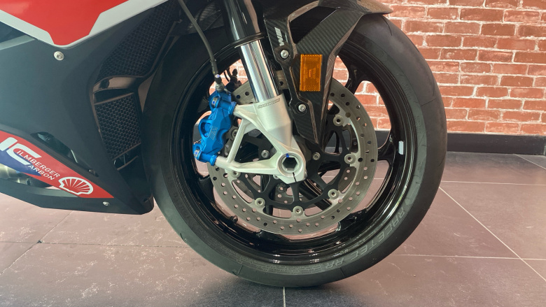 BMW M1000 RR